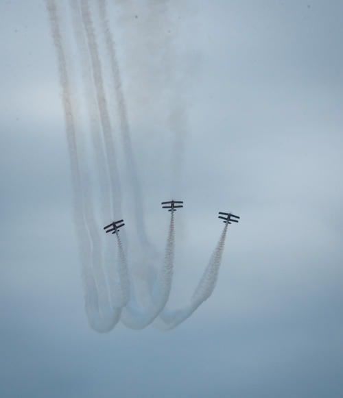 Three_Bi-Planes_Smoke_Fly_Up